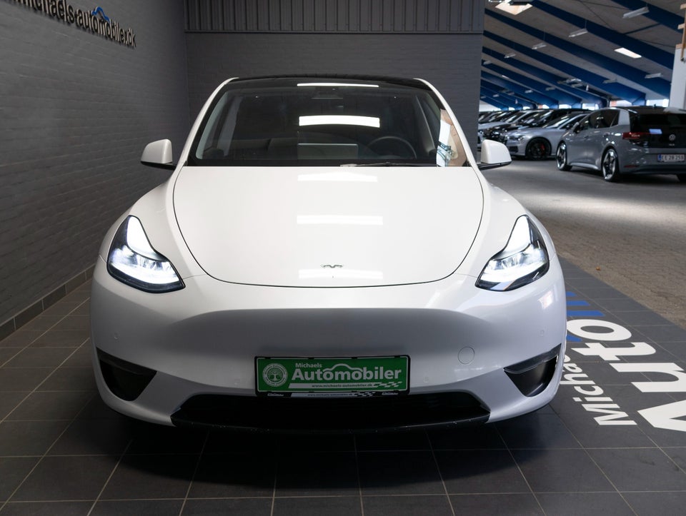 Tesla Model Y Long Range AWD 5d