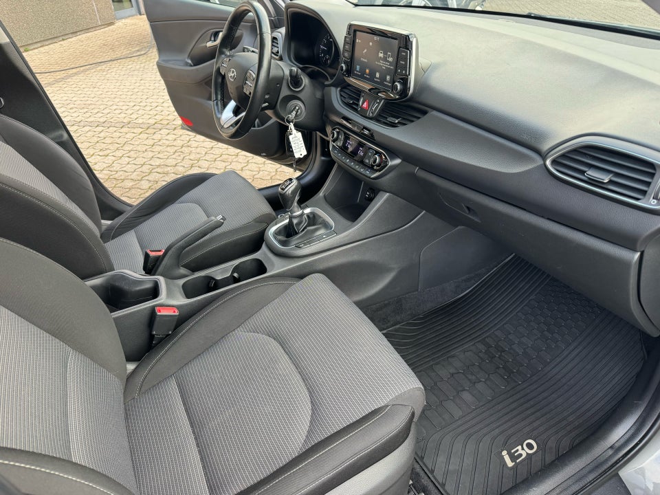 Hyundai i30 1,0 T-GDi Life Komfort stc. 5d