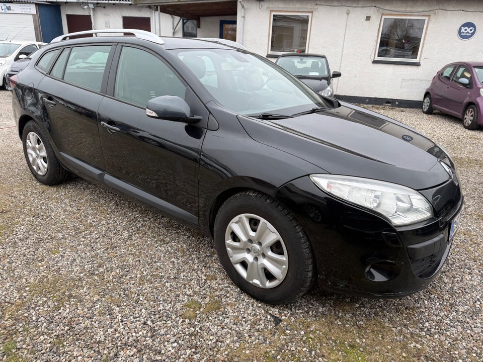 Renault Megane III 1,5 dCi 110 Expression Sport Tourer aut. 5d