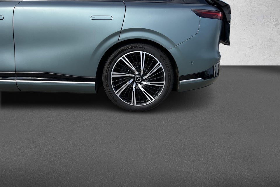 Xpeng G9 Performance 5d