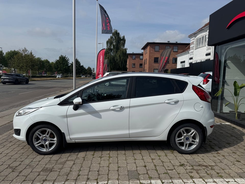 Ford Fiesta 1,0 65 Titanium 5d