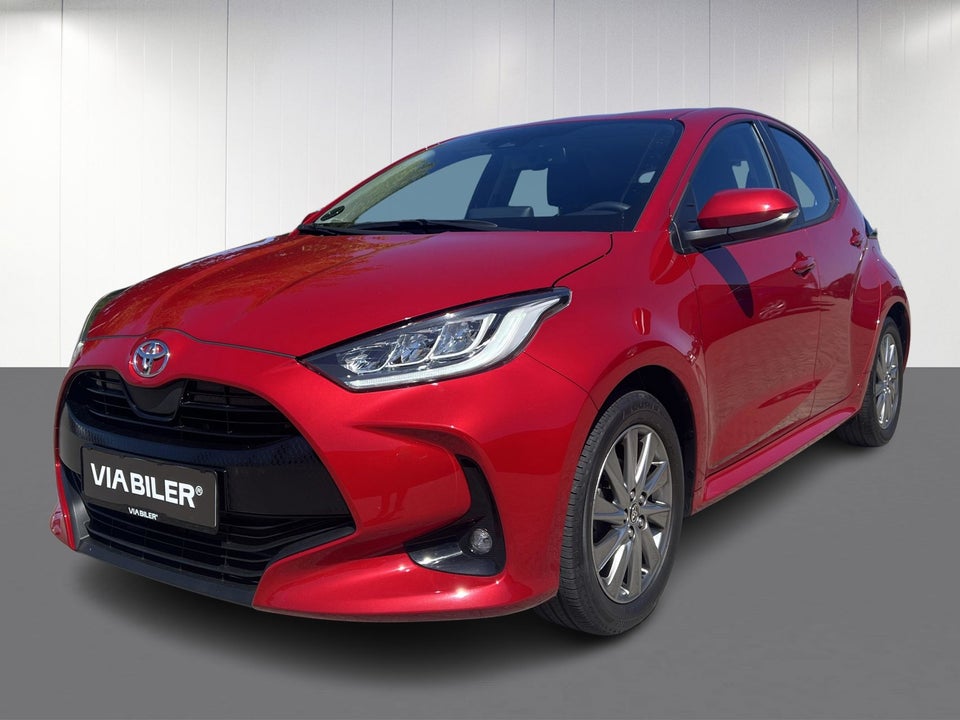 Toyota Yaris 1,5 Active Tech+ 5d