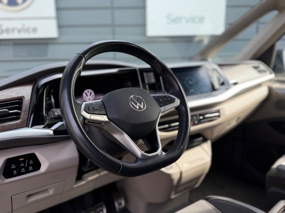 VW Multivan 1,4 eHybrid Style DSG kort