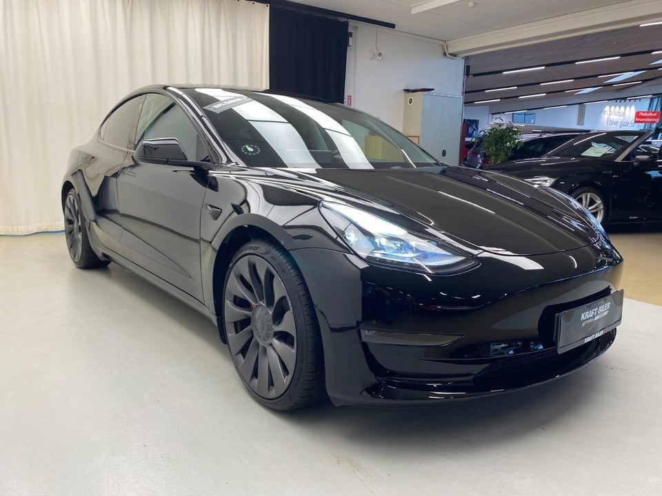 Tesla Model 3 Performance AWD 4d