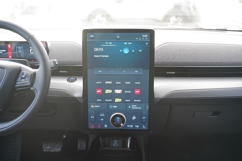 Ford Mustang Mach-E 73 Standard Range 5d