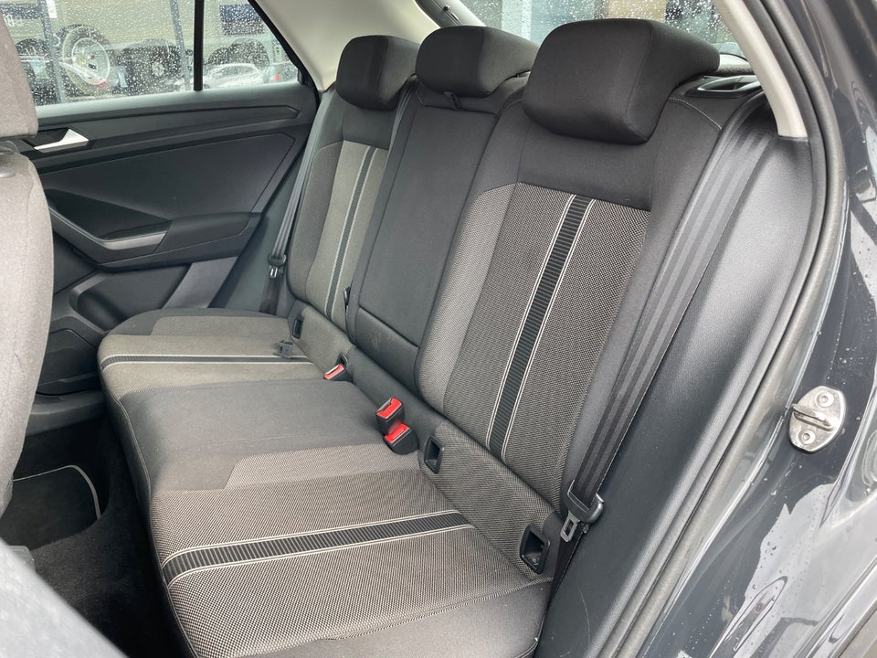 VW T-Roc 1,0 TSi 115 Style 5d