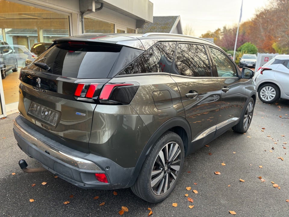 Peugeot 3008 1,2 e-THP 130 Allure 5d