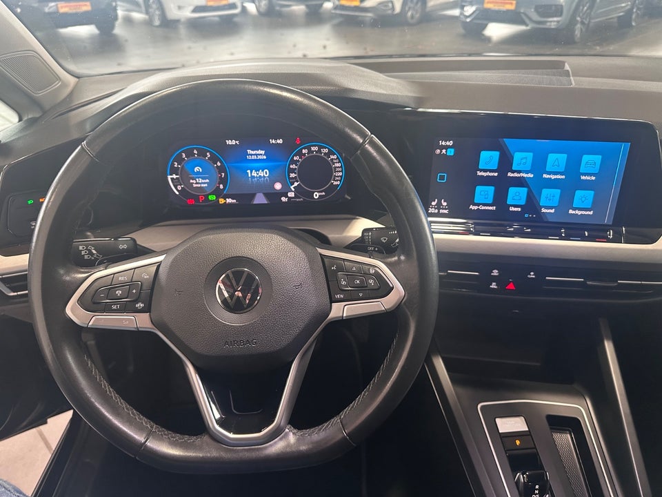 VW Golf VIII 1,5 eTSi 130 Life Variant DSG Van 5d