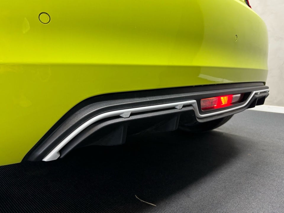 Abarth 500e Scorpionissima 3d