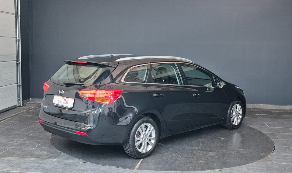 Kia Ceed 1,6 GDi Premium SW DCT 5d