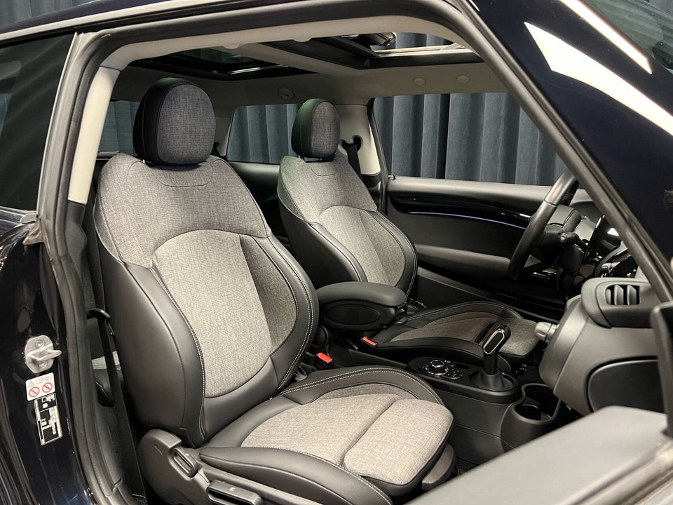 MINI Cooper SE Edition Premium Plus 3d