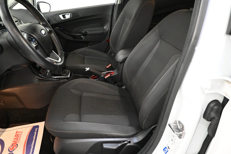 Ford Fiesta 1,0 SCTi 100 Titanium Fun 5d