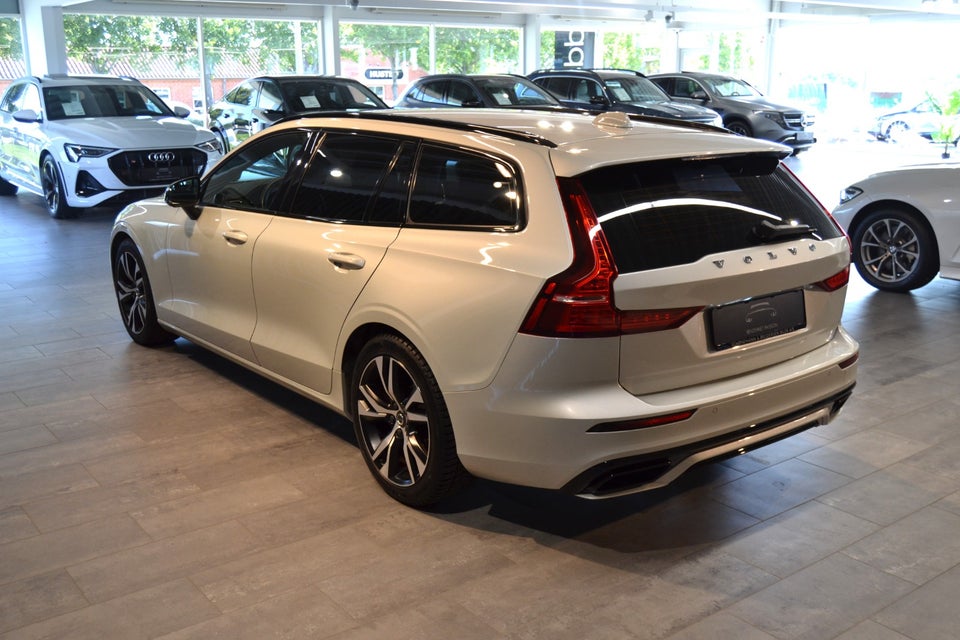 Volvo V60 2,0 B4 197 R-Design aut. 5d