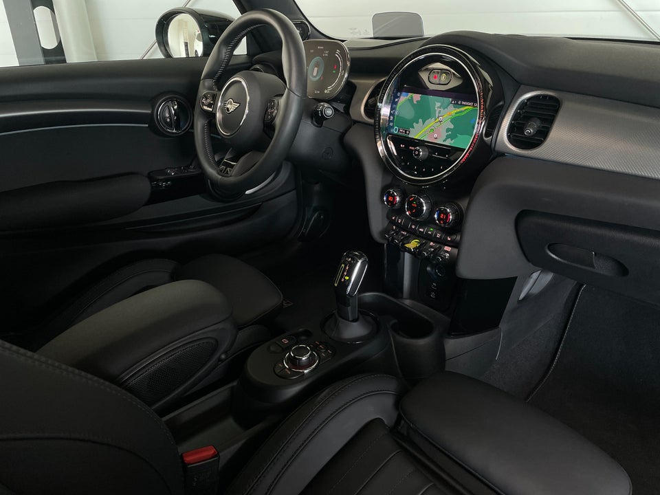 MINI Cooper SE Maximise 3d