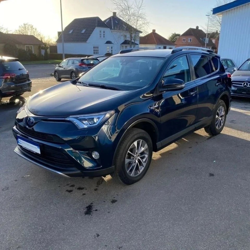 Toyota RAV4 2,5 Hybrid H3 MDS 5d