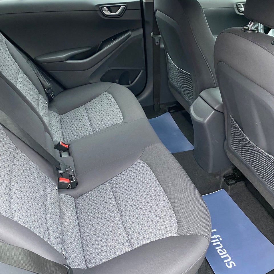 Hyundai Ioniq 1,6 PHEV Trend DCT 5d