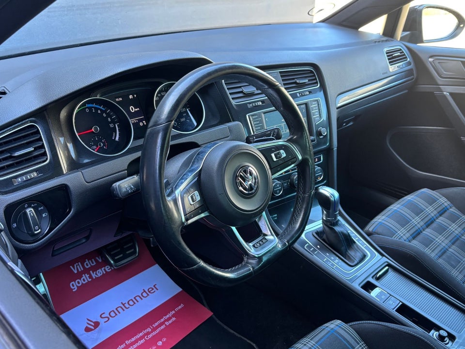 VW Golf VII 1,4 GTE Highline DSG 5d