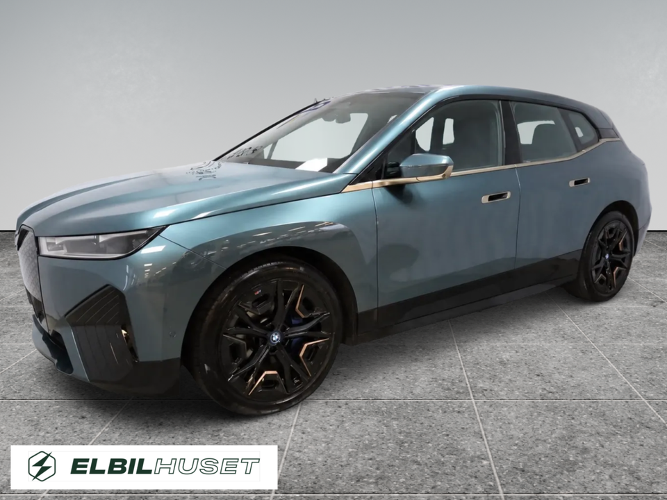 BMW iX xDrive40 5d