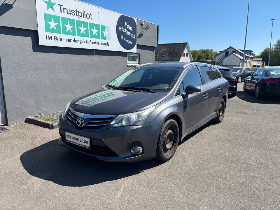 Toyota Avensis 2,0 D-4D T1 stc. 5d