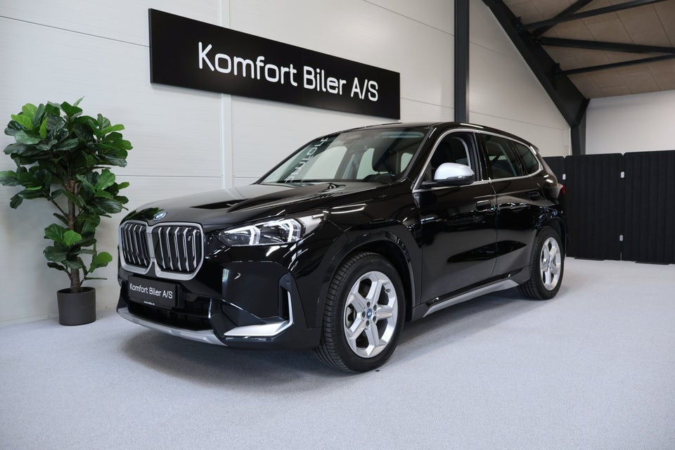 BMW iX1 eDrive20 X-Line 5d
