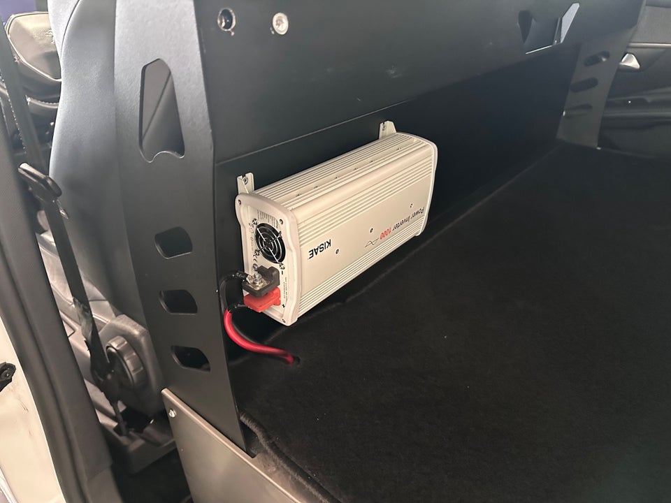 Peugeot 3008 1,6 Hybrid4 Allure Pack Limited EAT8 Van 5d