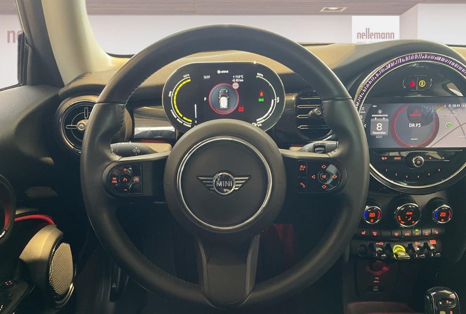 MINI Cooper SE Classic Trim 3d