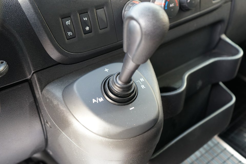 Renault Master III T35 2,3 dCi 150 L2H2 Kølevogn aut.