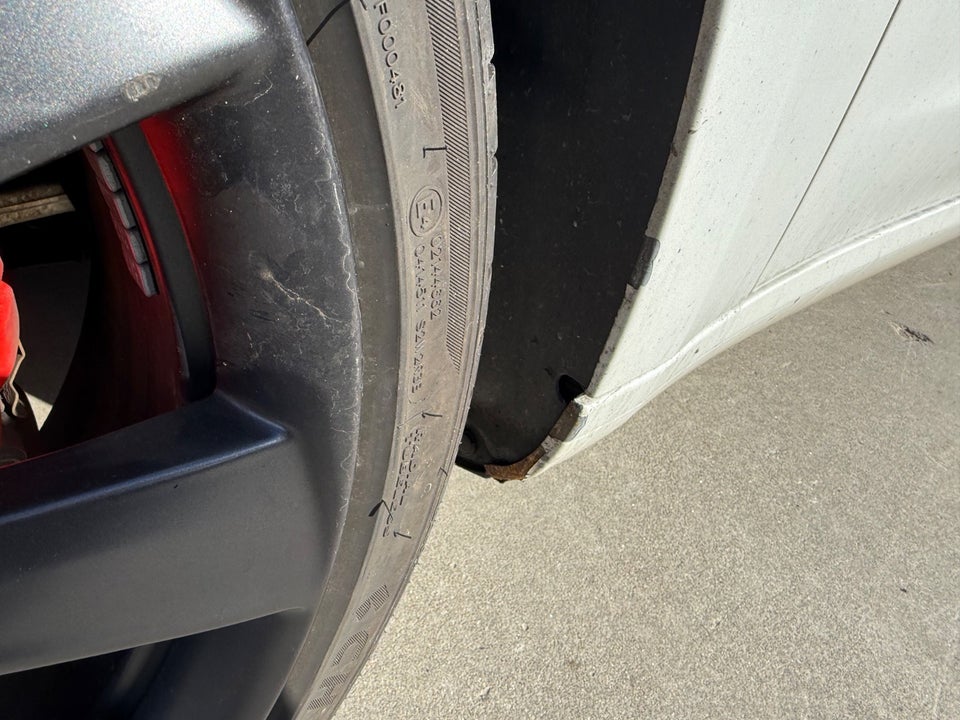 Tesla Model 3 Performance AWD 4d