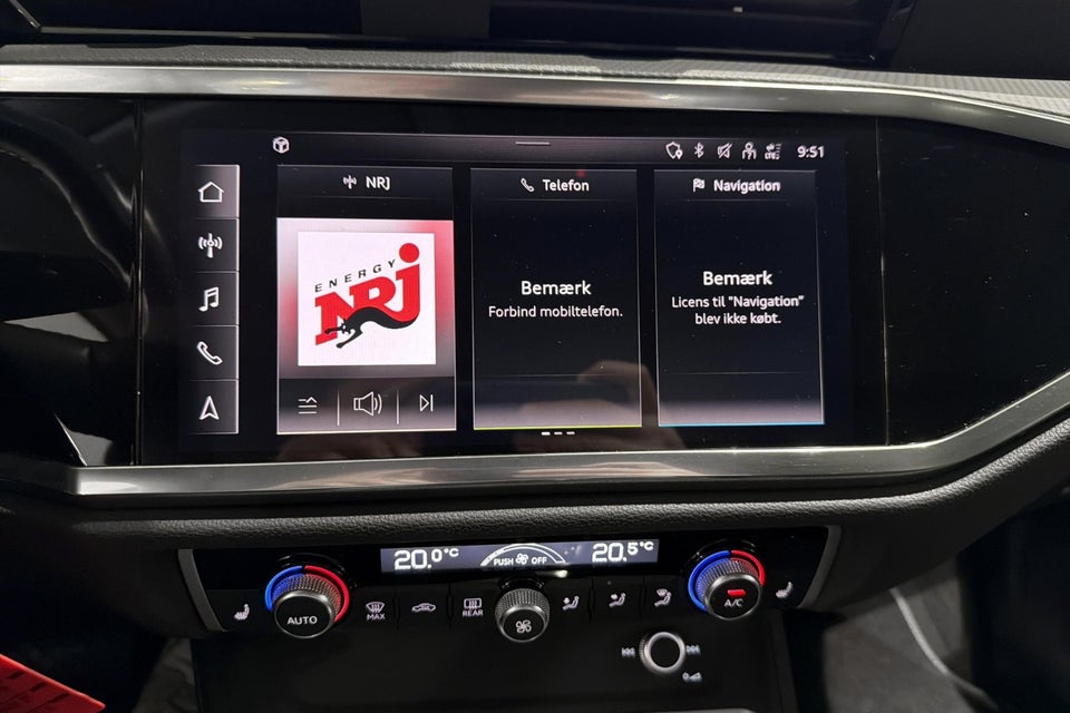 Audi Q3 45 TFSi e Attitude plus S-tr. 5d