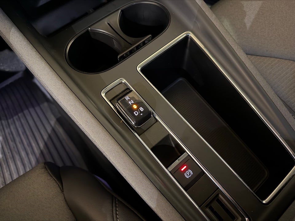 Skoda Enyaq 80 iV Plus Loft 5d