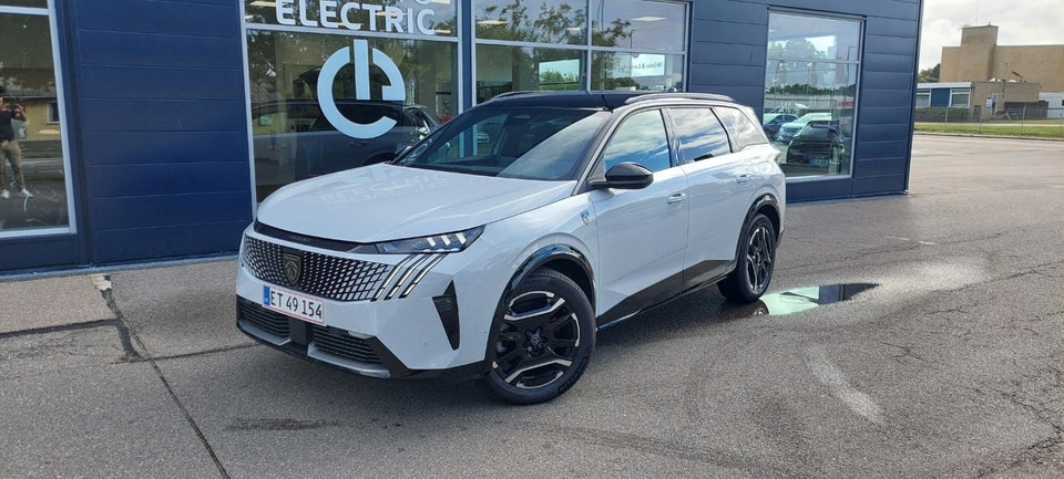 Peugeot e-5008 77 GT Pack 7prs 5d