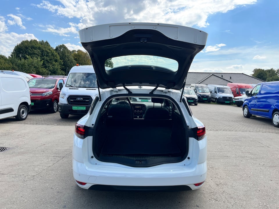 Renault Megane IV 1,6 E-Tech Zen Sport Tourer Van 5d