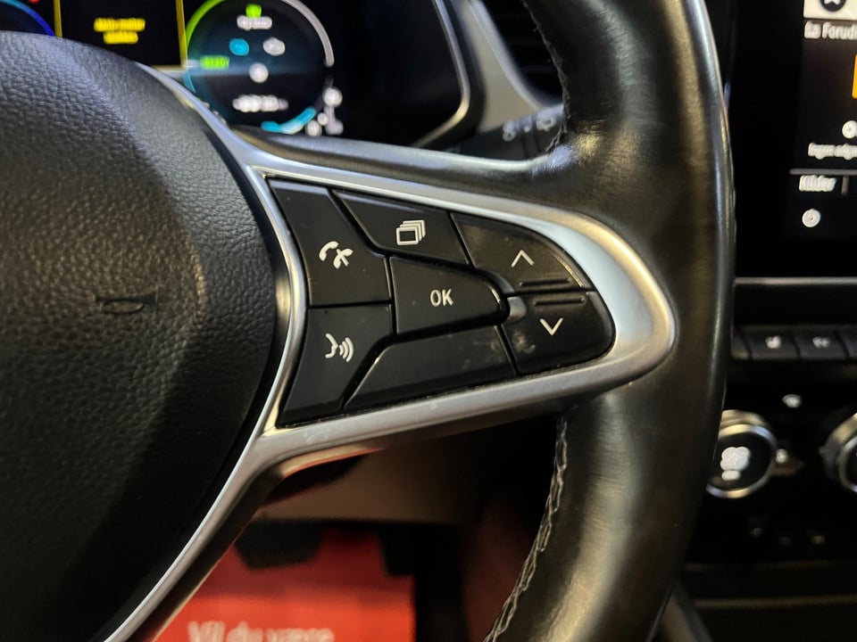 Renault Captur 1,6 E-Tech Intens 5d