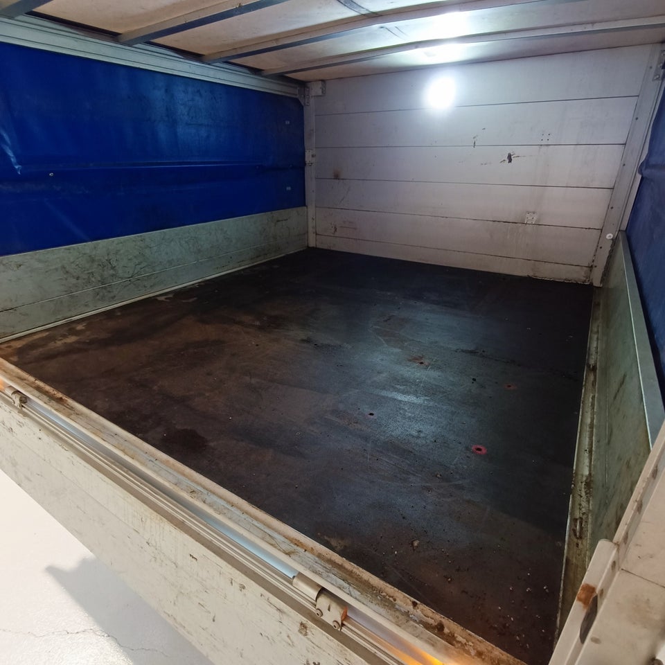 VW Transporter 2,0 TDi 150 Mandskabsvogn m/lad 4d