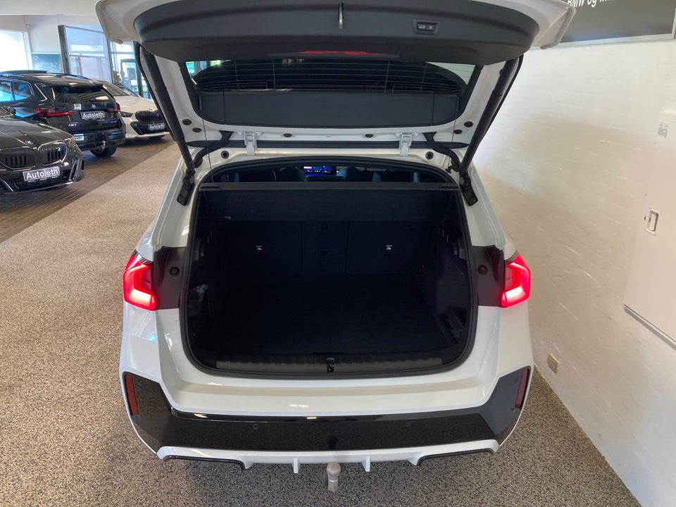 BMW iX1 xDrive30 M-Sport 5d