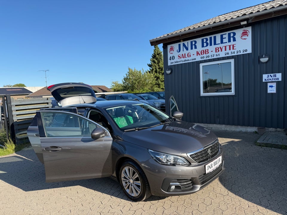 Peugeot 308 1,6 BlueHDi 120 Allure Sky SW 5d