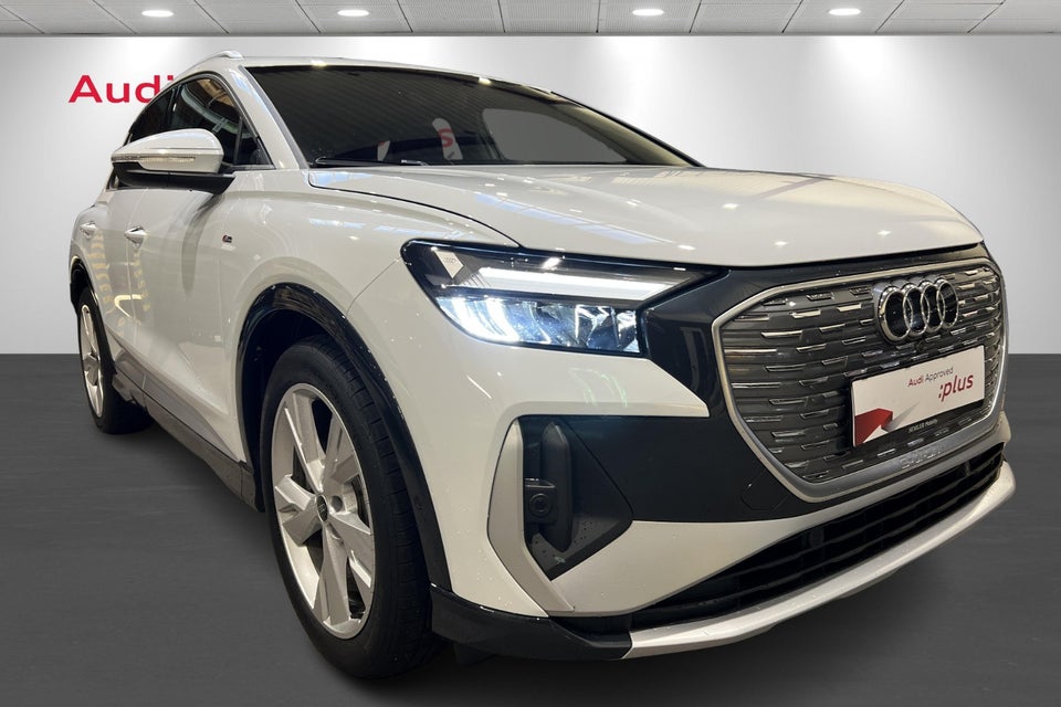 Audi Q4 e-tron 45 S-line 5d