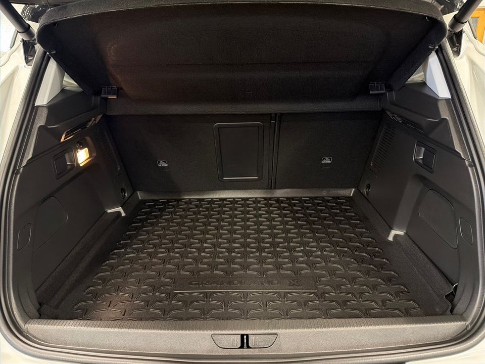 Opel Grandland X 1,6 Hybrid Ultimate aut. 5d