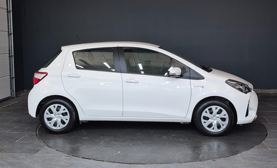 Toyota Yaris 1,5 Hybrid H2 e-CVT 5d