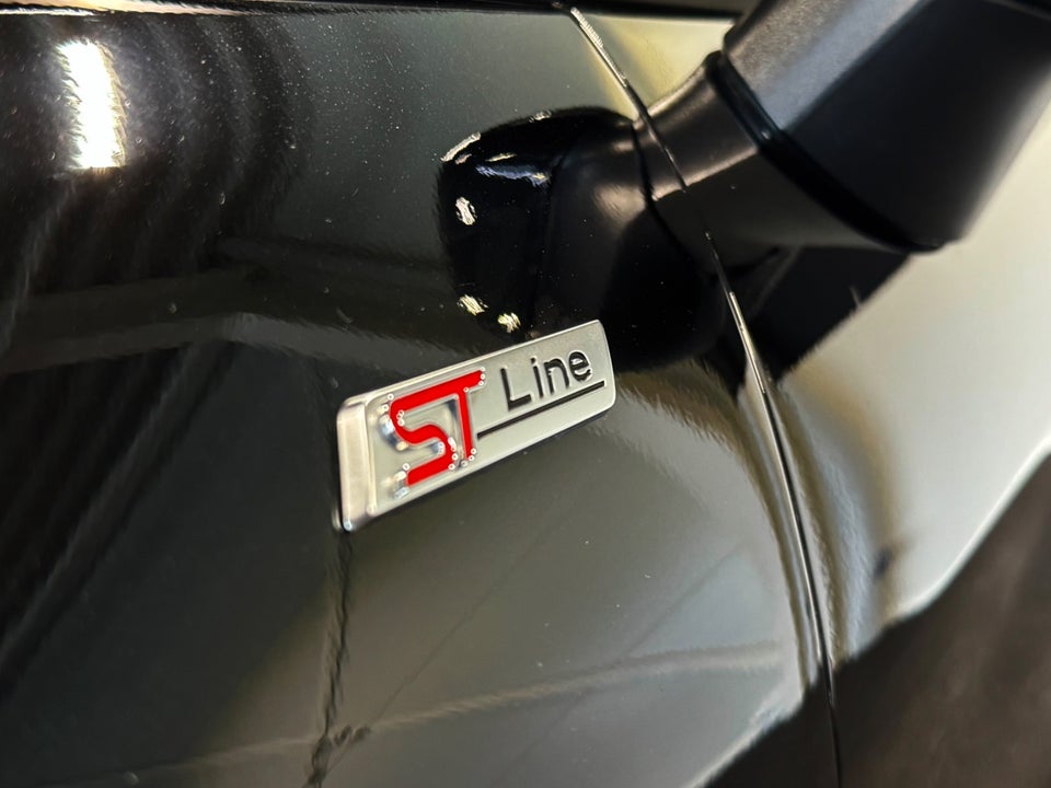 Ford Fiesta 1,0 EcoBoost mHEV ST-Line X 5d