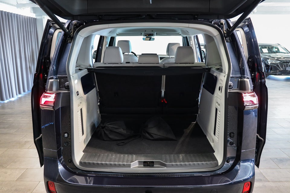 VW ID.Buzz 77 Style 75 Years Edition SWB 5d