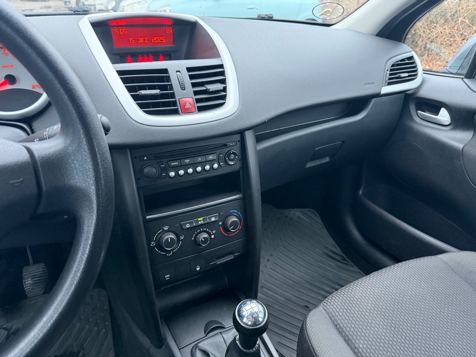 Peugeot 207 1,6 HDi 90 Comfort+ 5d