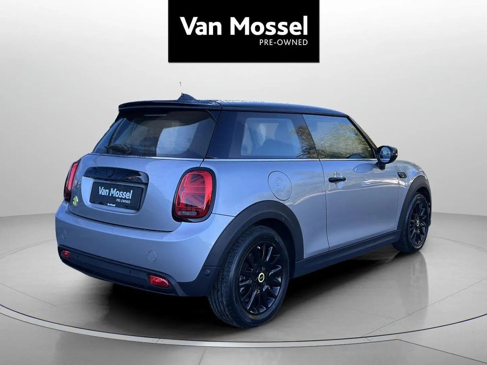 MINI Cooper SE Classic Trim 3d