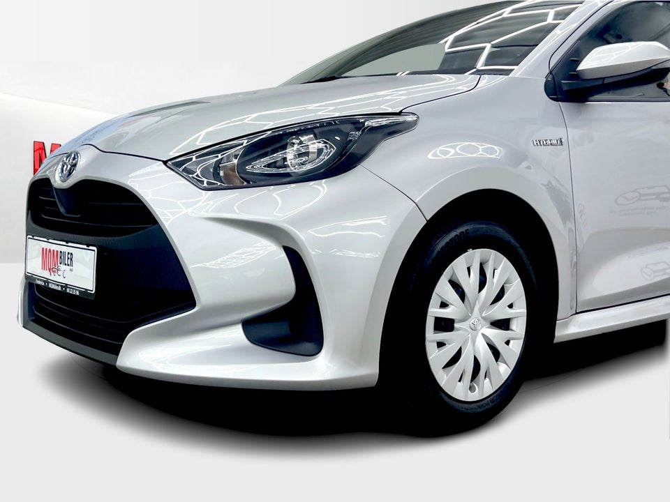 Toyota Yaris 1,5 Hybrid H1 e-CVT 5d