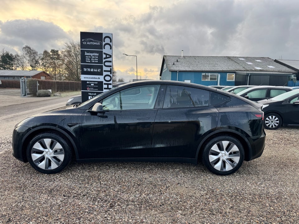 Tesla Model Y RWD 5d