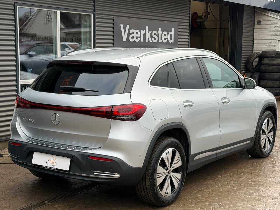 Mercedes EQA250+ Electric Art 5d