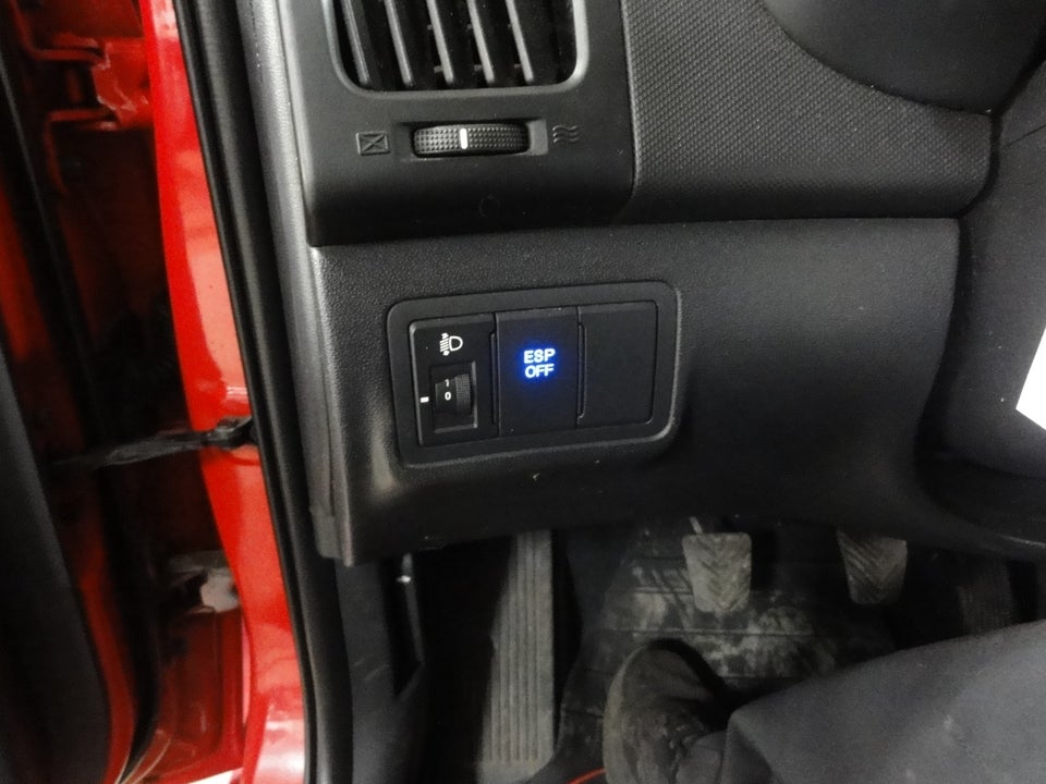 Hyundai i30 1,4 CVVT 109 Comfort 5d