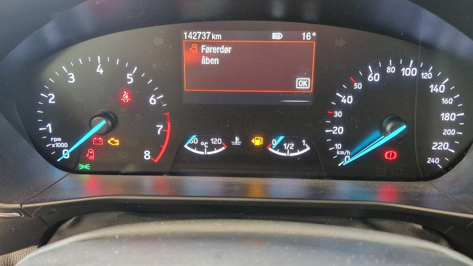 Ford Focus 1,0 EcoBoost Titanium stc. 5d