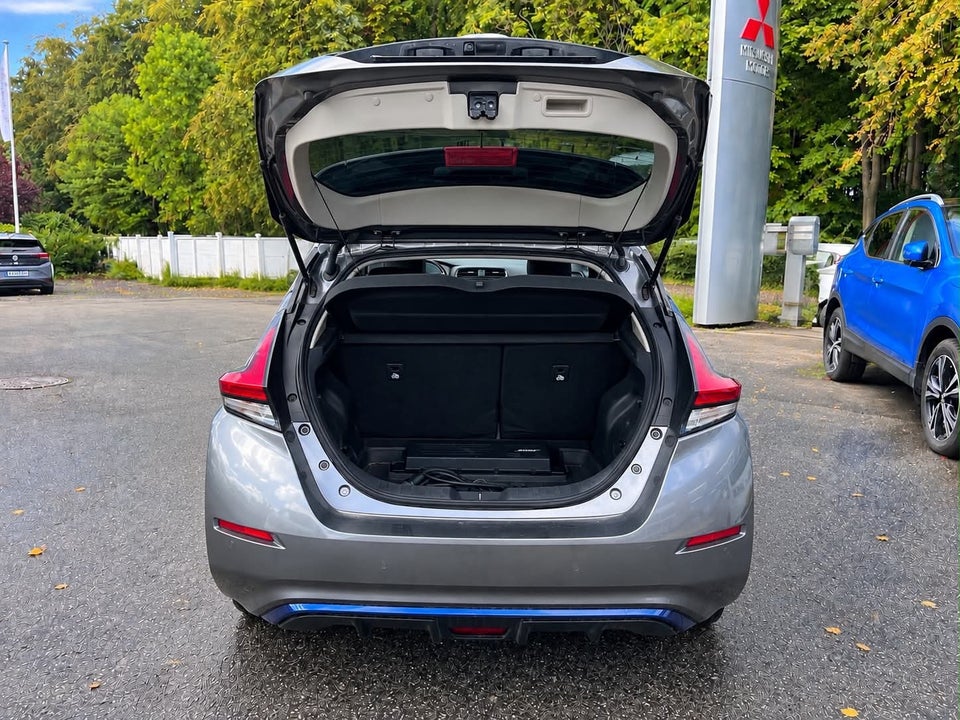 Nissan Leaf 62 e+ Tekna 5d