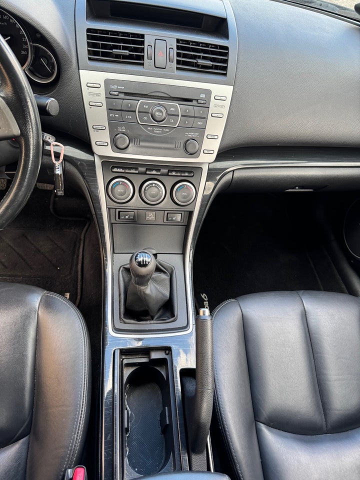 Mazda 6 2,0 Advance 4d